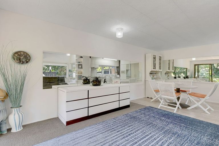 Photo of property in 15b Jillett Street, Titahi Bay, Porirua, 5022