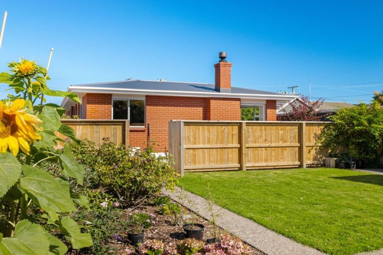 Photo of property in 55 Cutten Street, South Dunedin, Dunedin, 9012