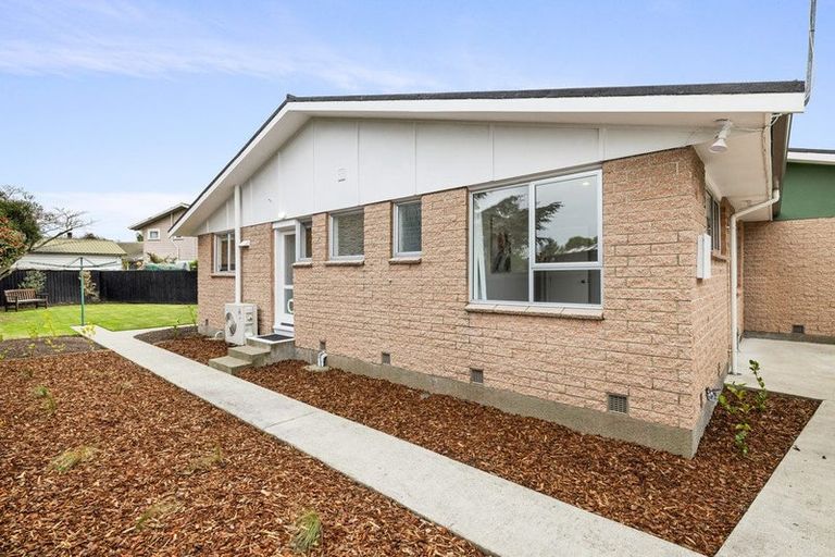 Photo of property in 2/18 Manuel Place, Bishopdale, Christchurch, 8053