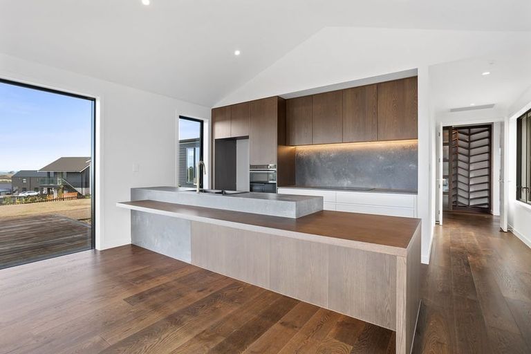 Photo of property in 32 Taha Puke Road, Okura Bush, Silverdale, 0794