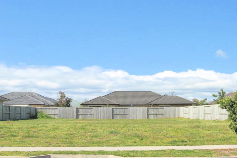 Photo of property in 99 Tuihana Drive, Papamoa Beach, Papamoa, 3118