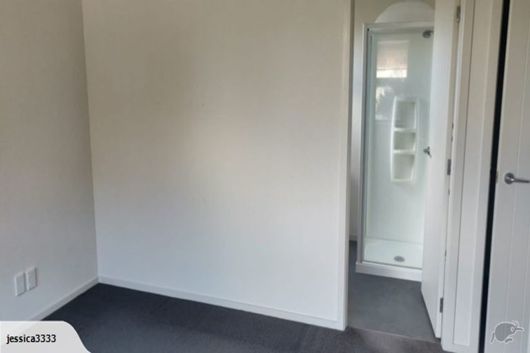 Photo of property in 99a Schnell Drive, Kelvin Grove, Palmerston North, 4414