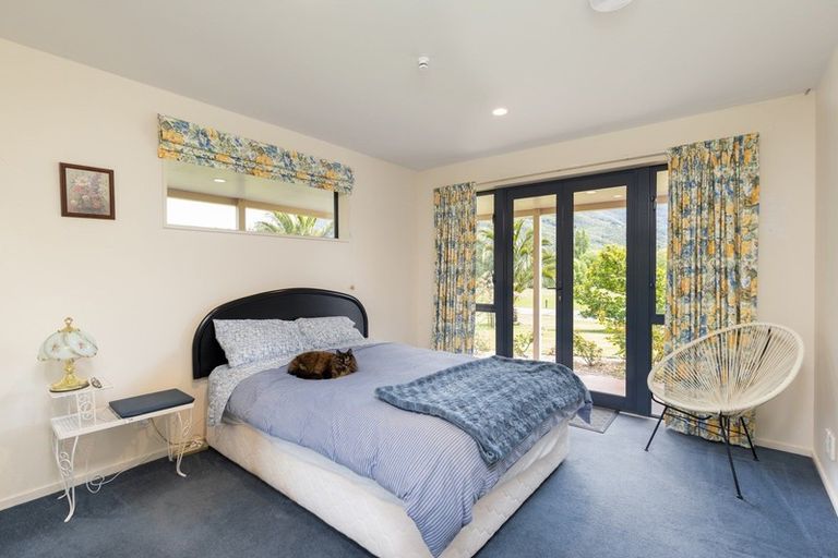 Photo of property in 1674 Queen Charlotte Drive, Linkwater, 7281