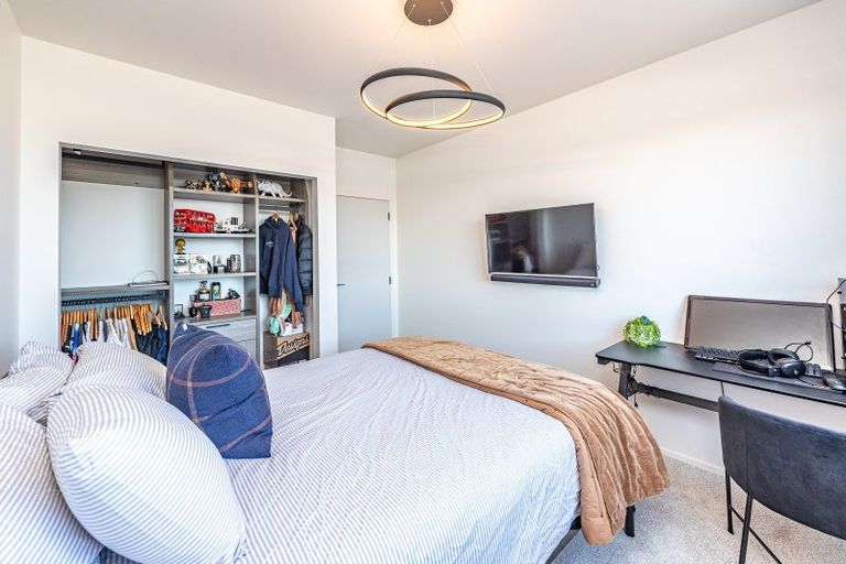 Photo of property in 24 Golf Vue Place, Castlecliff, Whanganui, 4501