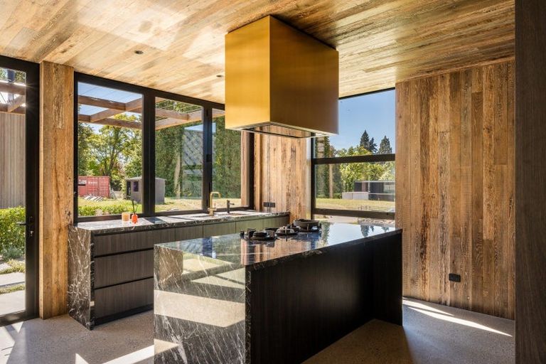 Photo of property in 13 Theodore Court, Wanaka, 9305