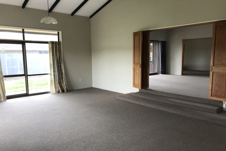 Photo of property in 741 Main North Road, Belfast, Christchurch, 8051