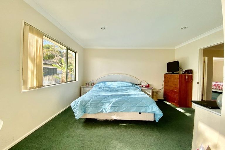 Photo of property in 7 Sesame Grove, Goodwood Heights, Auckland, 2105