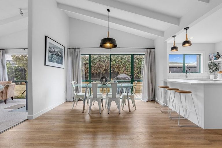 Photo of property in 3 Chilton Drive, Mairehau, Christchurch, 8052