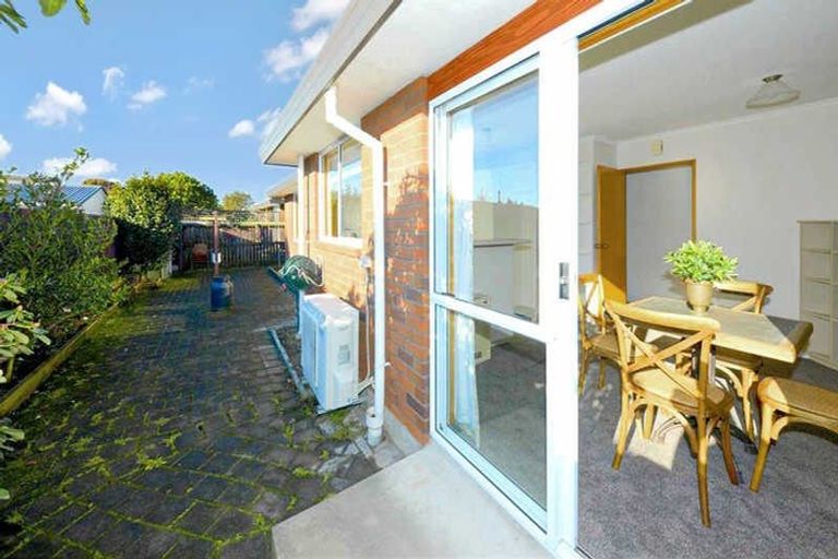 Photo of property in 27a Colligan Street, Upper Riccarton, Christchurch, 8041