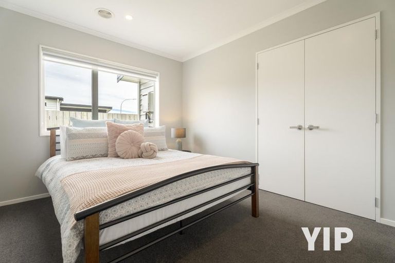 Photo of property in 14 Stony Hill Place, Grenada Village, Wellington, 6037