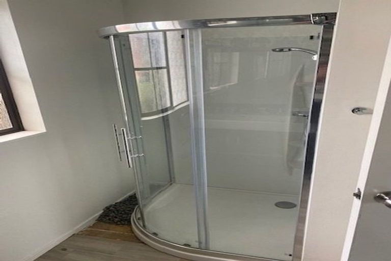 Photo of property in 32 Collins Avenue, Tawa, Wellington, 5028