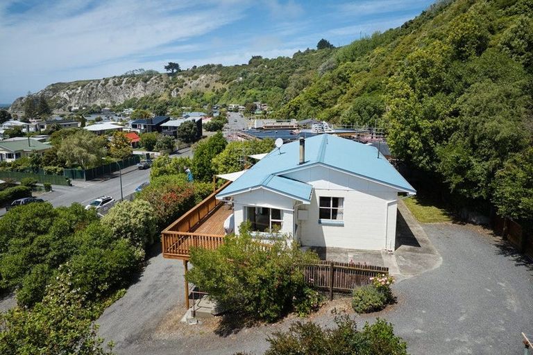 Photo of property in 132 Torquay Street, Kaikoura, 7300
