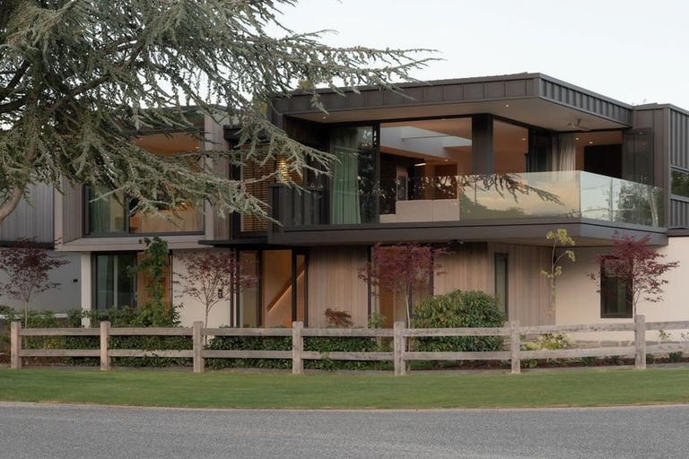 Photo of property in 108 Aubrey Road, Wanaka, 9305