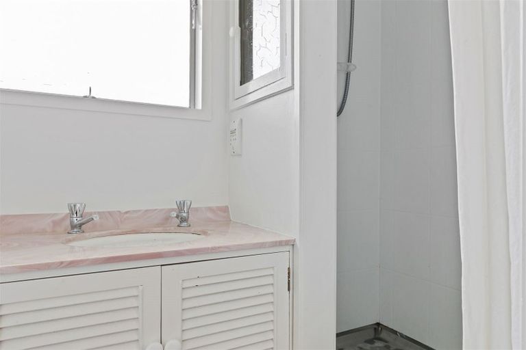 Photo of property in 2/468a Greers Road, Bishopdale, Christchurch, 8053