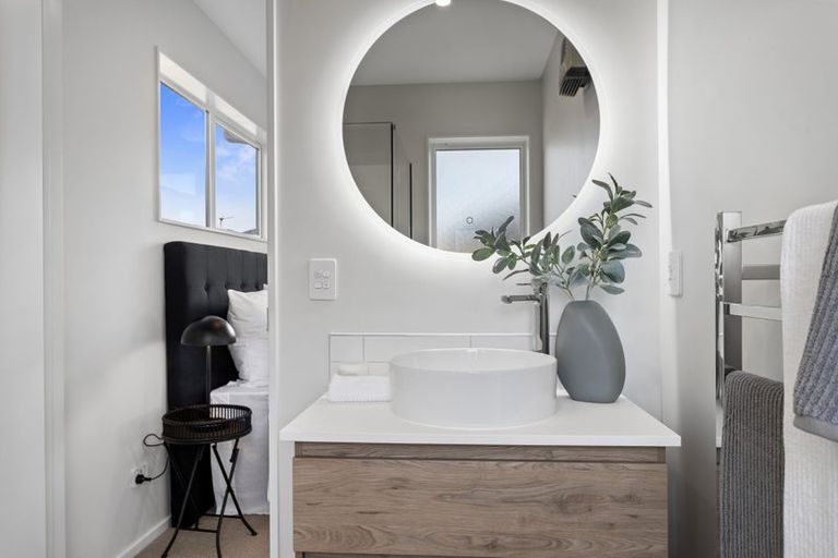 Photo of property in 32 Skibbereen Drive, Halswell, Christchurch, 8025