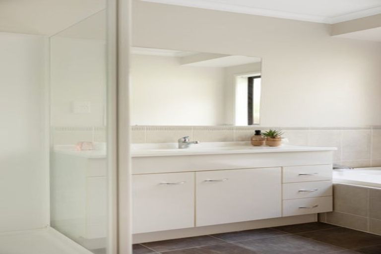 Photo of property in 39 Danny Place, Pyes Pa, Tauranga, 3112