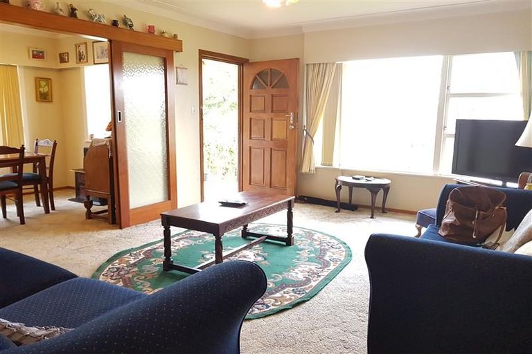 Photo of property in 2/58 Station Road, Papatoetoe, Auckland, 2025