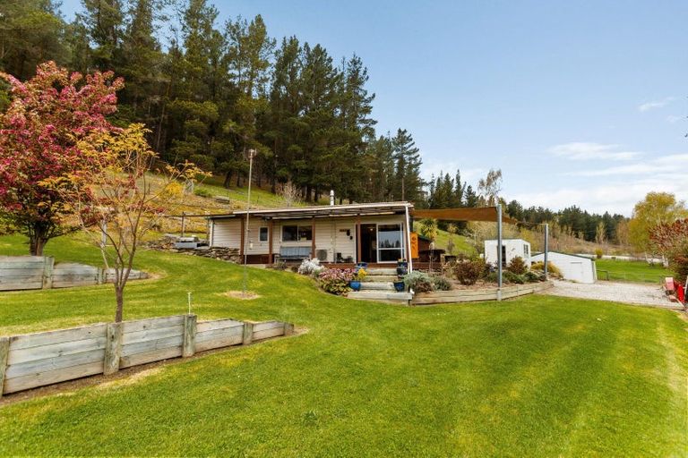 Photo of property in 53 Hillview Road, Alexandra, 9391