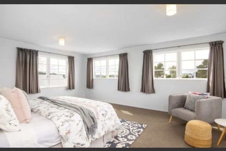 Photo of property in 35 Outram Grove, Kelson, Lower Hutt, 5010
