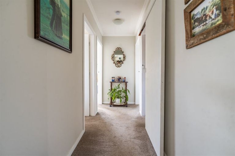 Photo of property in 25 Tokoiti Road, Milton, 9220