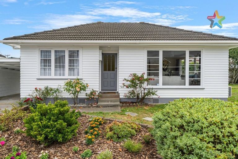 Photo of property in 145a Stokes Valley Road, Stokes Valley, Lower Hutt, 5019