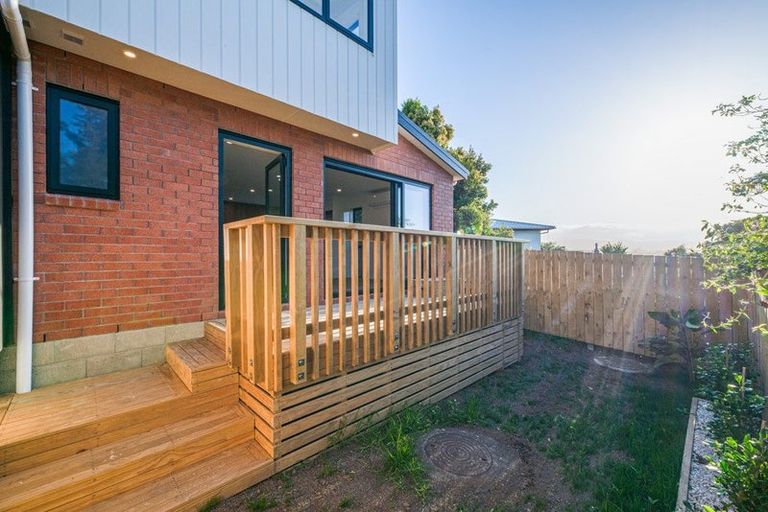 Photo of property in 36c Kaikoura Street, Henderson, Auckland, 0612