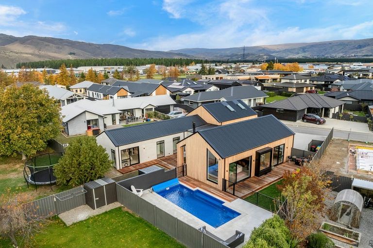 Photo of property in 5 Hosking Drive, Cromwell, 9310