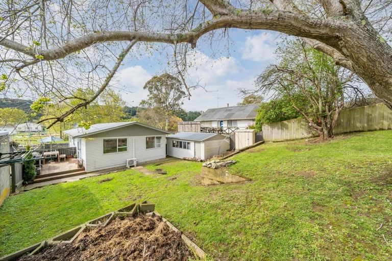 Photo of property in 63 Norana Road, Timberlea, Upper Hutt, 5018