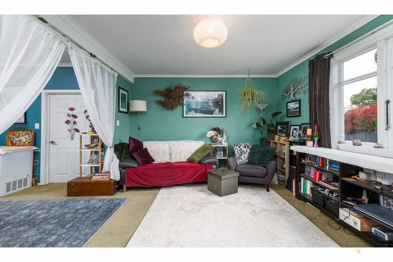 Photo of property in 35 Allan Street, Waimate, 7924