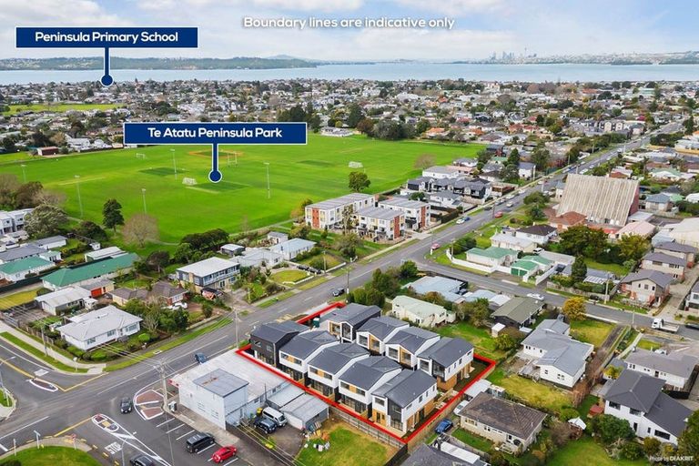 Photo of property in 106c Taikata Road, Te Atatu Peninsula, Auckland, 0610