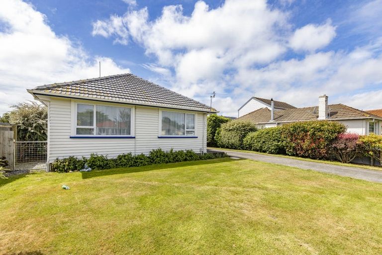 Photo of property in 10 Taurima Street, Hei Hei, Christchurch, 8042