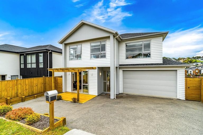 Photo of property in 106 Colonial Drive, Silverdale, 0932