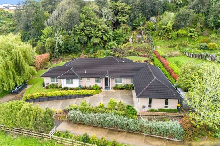 Photo of property in 2g Country Club Lane, Waiuku, 2123