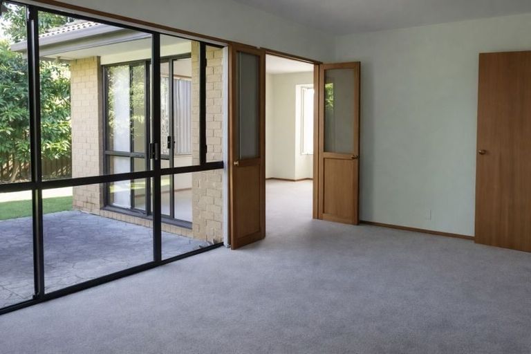 Photo of property in 30 Kintyre Drive, Broomfield, Christchurch, 8042