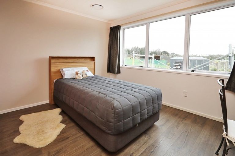 Photo of property in 96 Black Road, Otatara, Invercargill, 9879