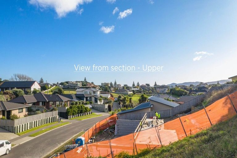 Photo of property in 2 Telford Way, Raumati Beach, Paraparaumu, 5032