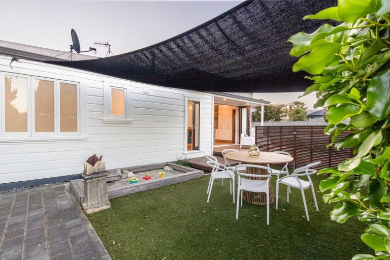 Photo of property in 69 Nelson Crescent, Napier South, Napier, 4110