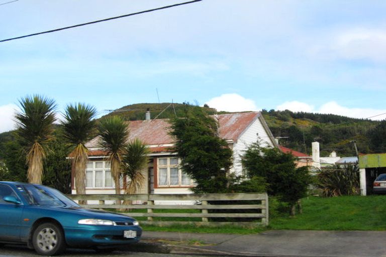Photo of property in 4 Barrow Street, Bluff, 9814