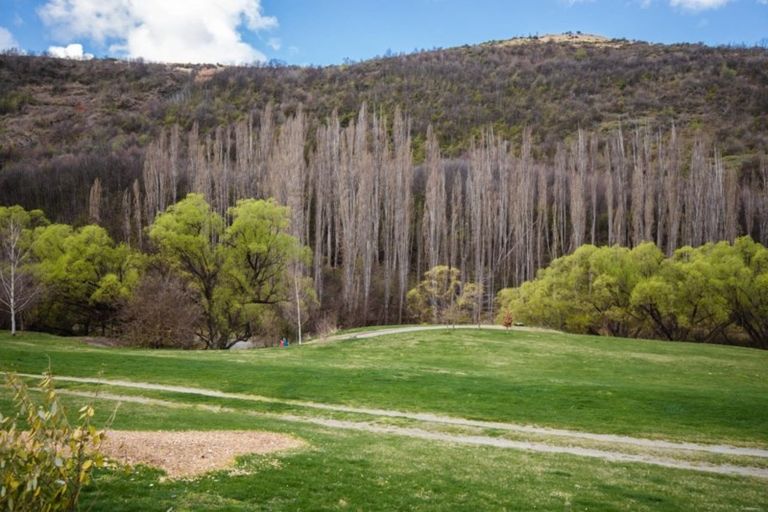 Photo of property in 25 Alexander Place, Arrowtown, 9302