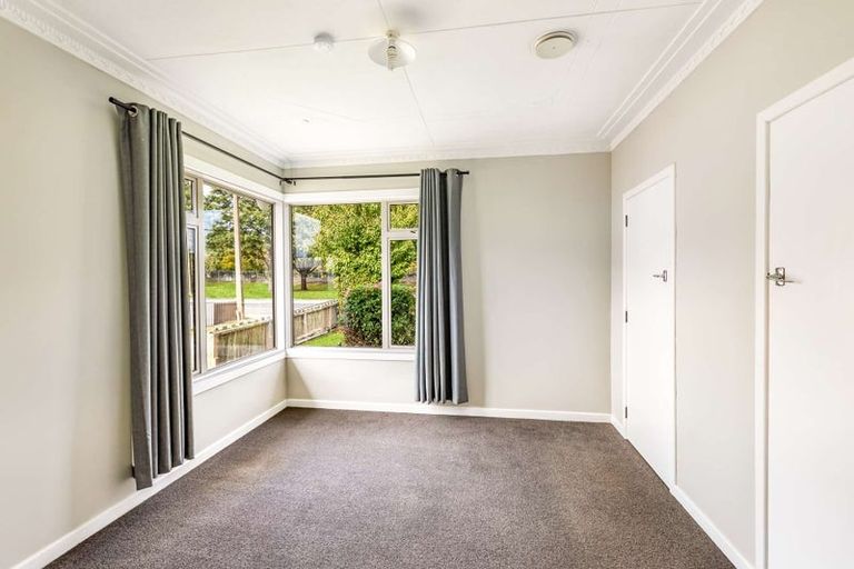 Photo of property in 32 Railway Esplanade, East Gore, Gore, 9710