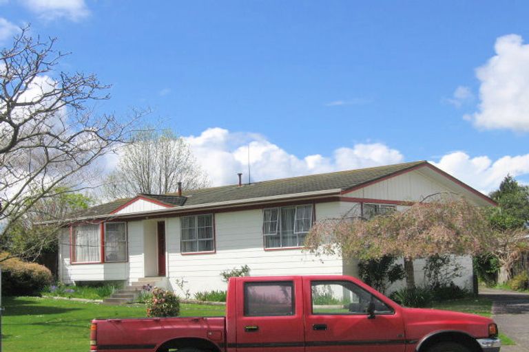 Photo of property in 31 Browning Crescent, Owhata, Rotorua, 3010