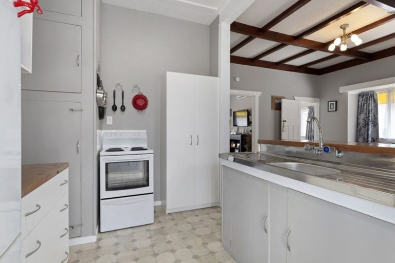 Photo of property in 19 Carlyle Street, Te Aroha, 3320