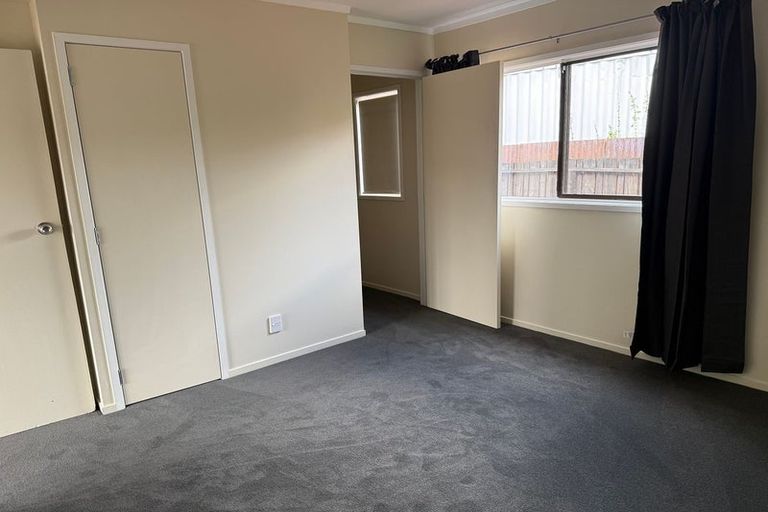 Photo of property in 223 Waitemata Drive, Ranui, Auckland, 0612