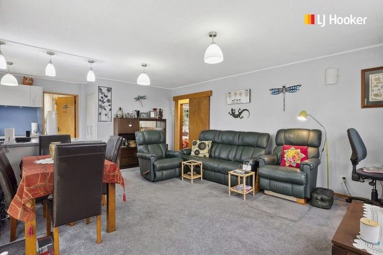 Photo of property in 2d Rennie Street, Green Island, Dunedin, 9018