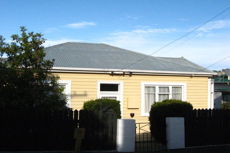 Photo of property in 2 Hawea Street, Ravensbourne, Dunedin, 9022