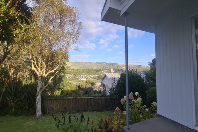 Photo of property in 64 Saint Johns Terrace, Tawa, Wellington, 5028