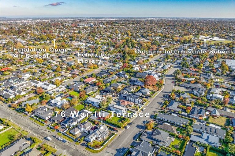 Photo of property in 76 Wai-iti Terrace, Bryndwr, Christchurch, 8052