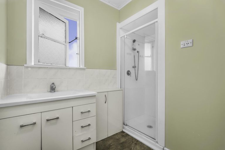 Photo of property in 32 Montgomery Avenue, Pukekohe, 2120