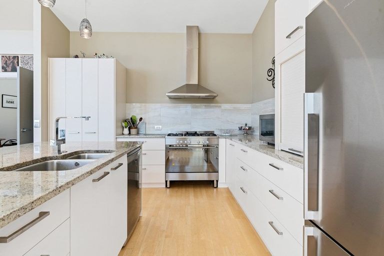 Photo of property in 21a Old Station Avenue, Wanaka, 9305