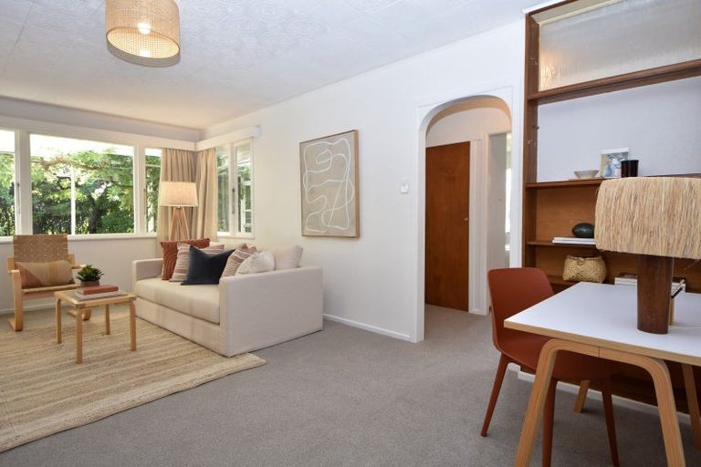 Photo of property in 87 Kent Street, Carterton, 5713